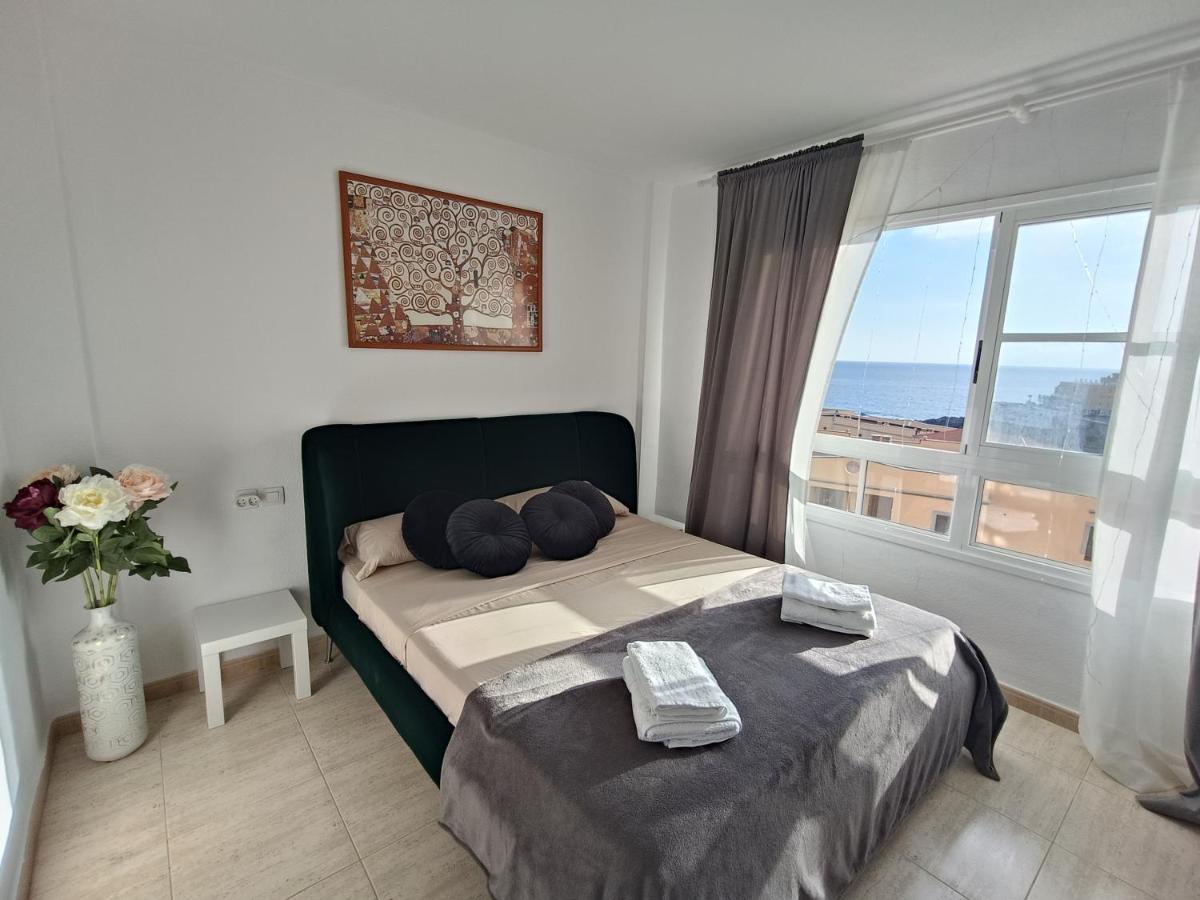 Apartamento Familiar Arcoiris Primera Linea De La Playa Callao Salvaje Exterior photo